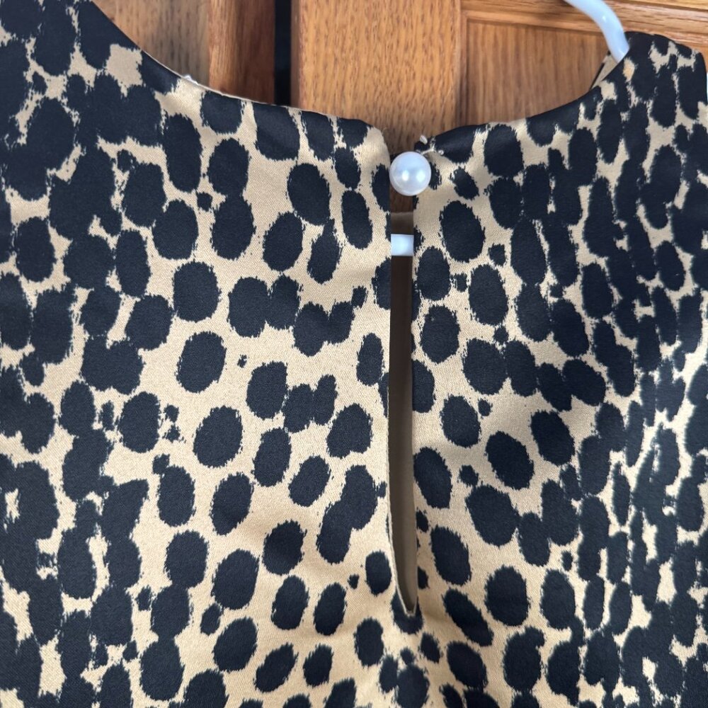 Leopard A line sexy mini. Flatteing and forgiving hang on body. - Picture 2 of 2